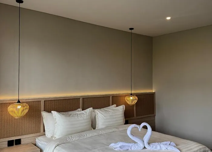 Ferienhaus Family Haven 6br Luxe In Berawa, Canggu