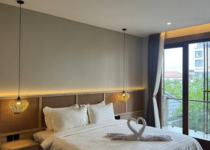 Ferienhaus Family Haven 6br Luxe In Berawa, Canggu