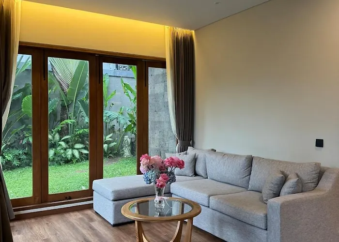 Family Haven 6br Luxe In Berawa, * Canggu