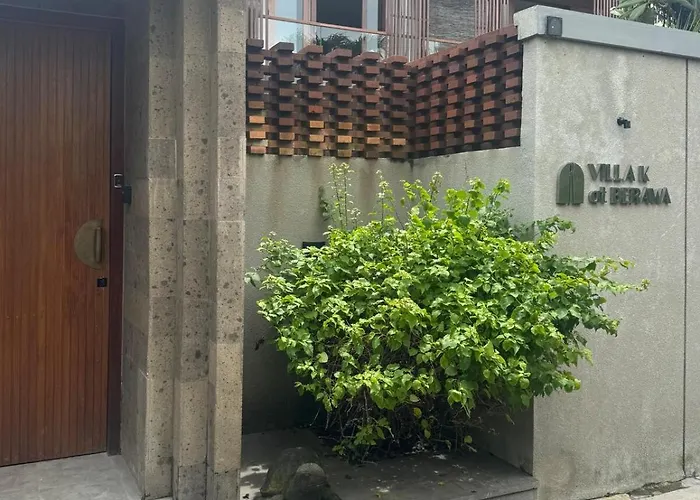 Ferienhaus Family Haven 6br Luxe In Berawa, Canggu